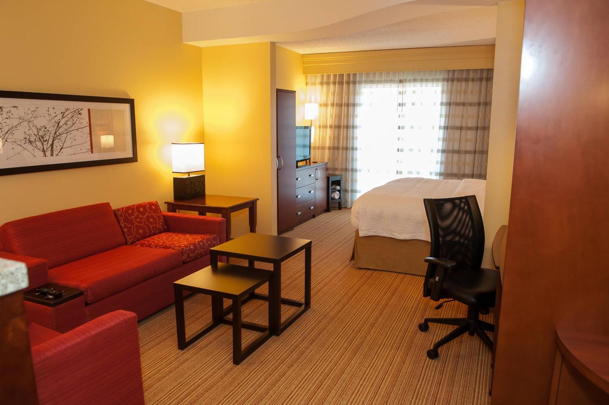 Courtyard By Marriott Pittsburgh North/Cranberry Woods Hotel Cranberry Township Exterior photo